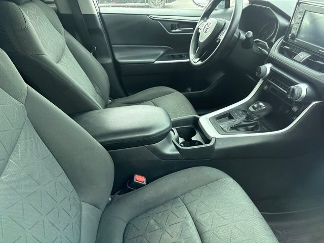 Used 2021 Toyota RAV4 XLE FWD image 7