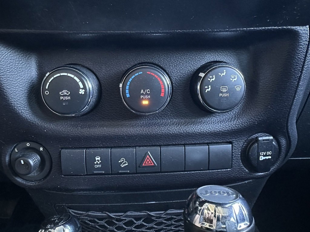 Used 2016 Jeep Wrangler Unlimited Sport w/ Quick Order Package 24S image 30