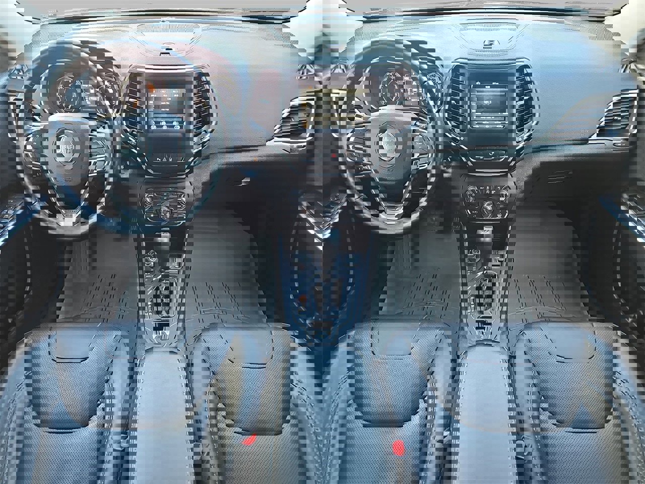 Used 2021 Jeep Cherokee Latitude Lux image 9