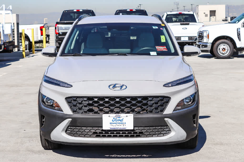 Used 2023 Hyundai Kona SEL AWD/4WD image 2