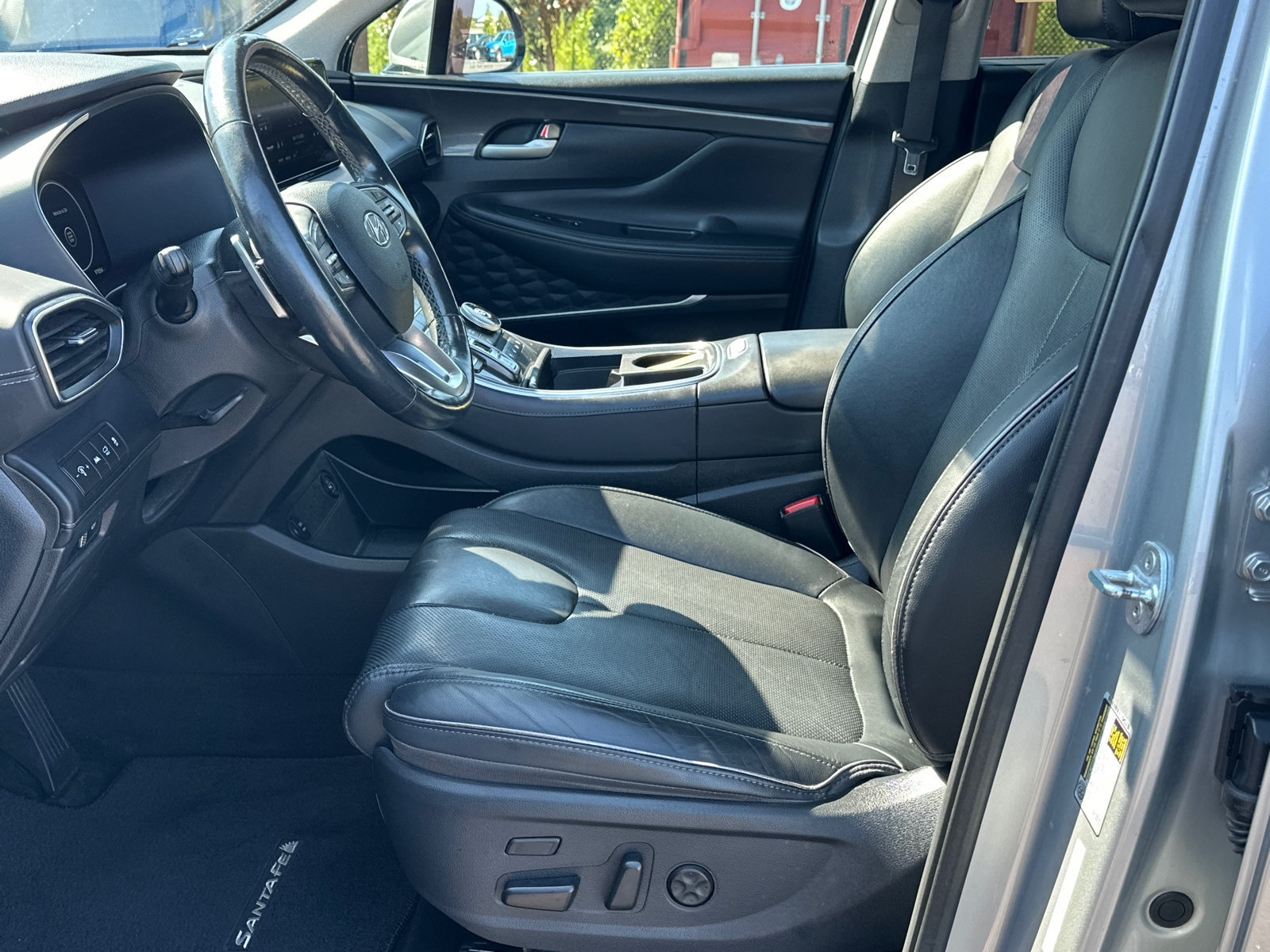 Used 2021 Hyundai Santa Fe Limited FWD image 11