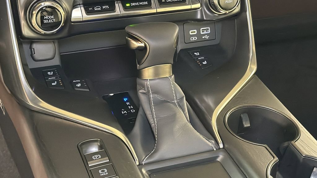 Certified 2024 Lexus LX 600 4WD w/ Appearance Package image 27