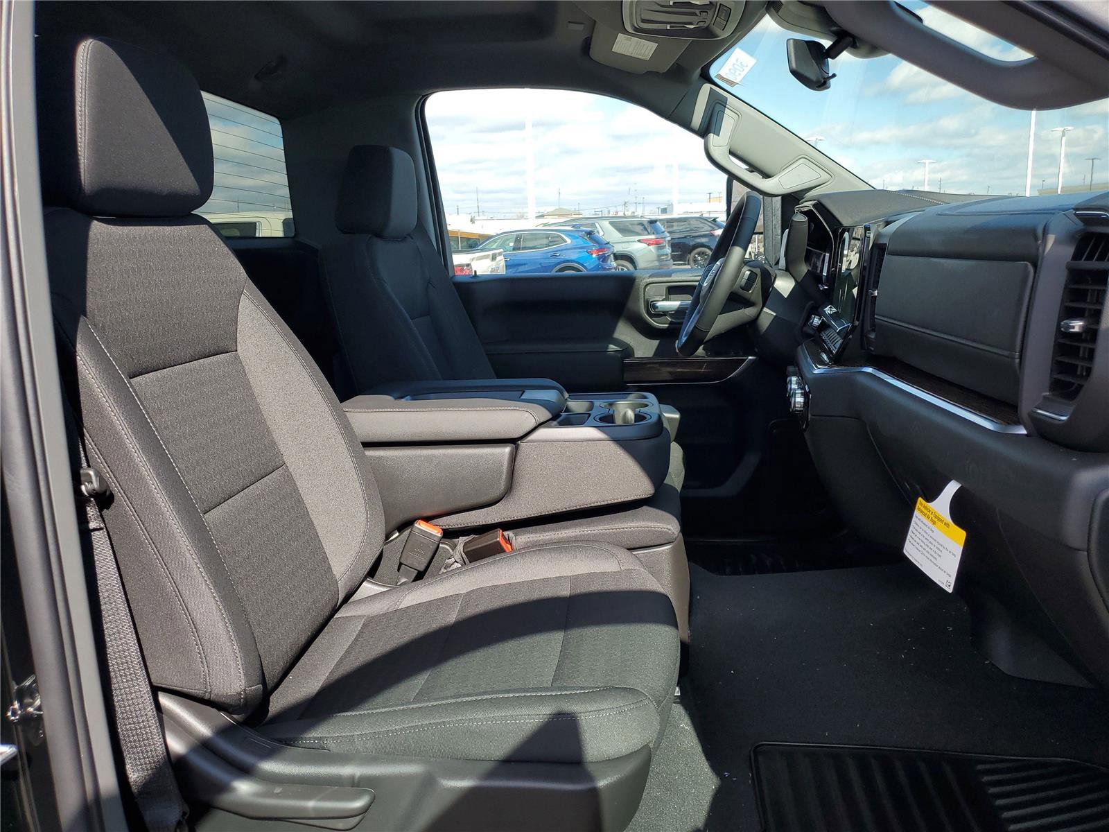 New 2026 GMC Sierra 2500 SLE w/ SLE Convenience Package image 25