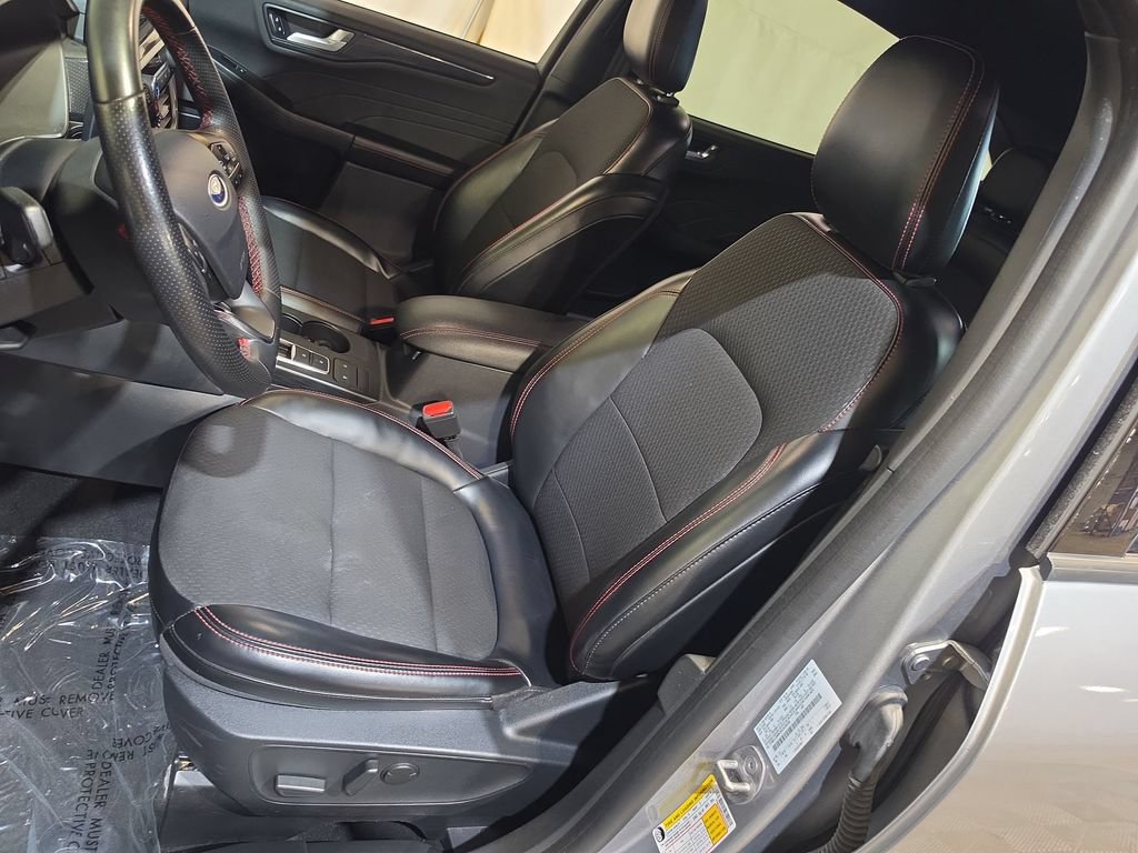 Used 2024 Ford Escape ST-Line FWD image 13