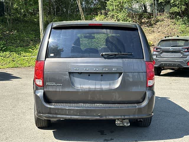 Used 2017 Dodge Grand Caravan SE FWD image 4