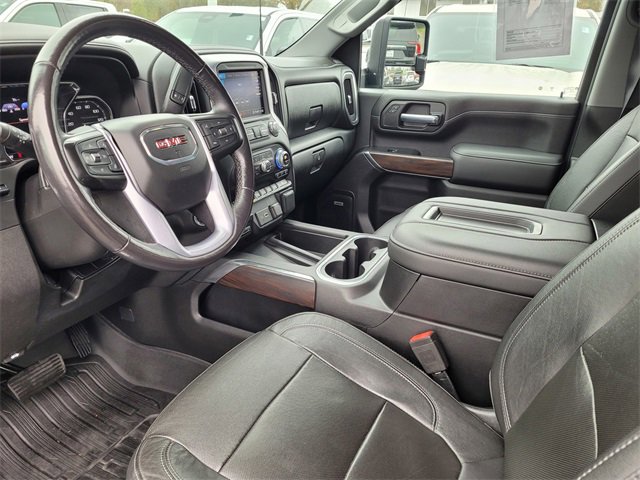 Used 2020 GMC Sierra 3500 SLT w/ Technology Package image 11