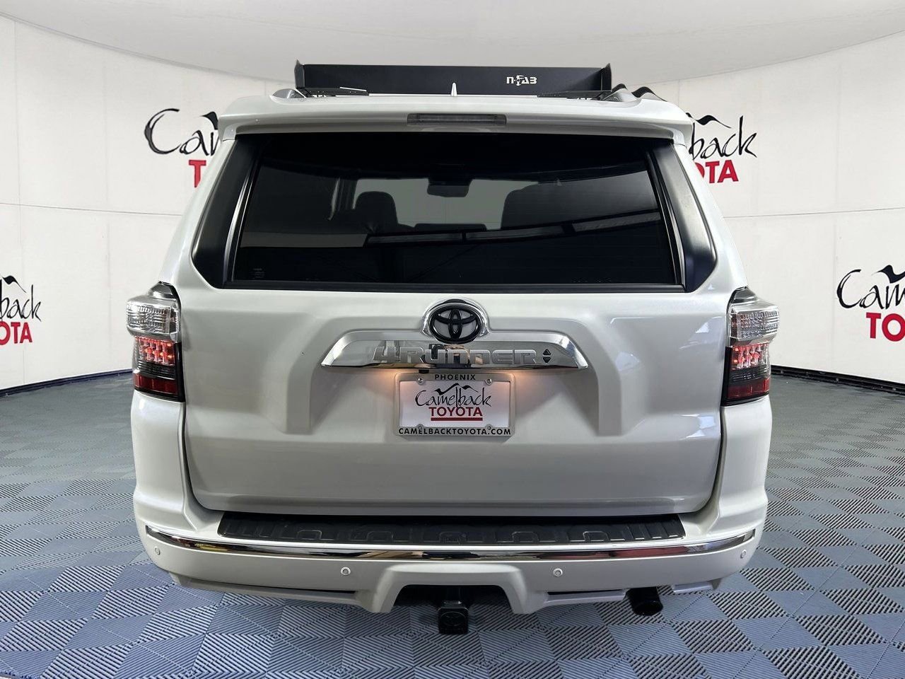 Used 2023 Toyota 4Runner Limited AWD/4WD image 6