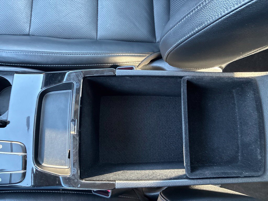 Used 2017 Kia Cadenza Premium w/ Luxury Package FWD image 17