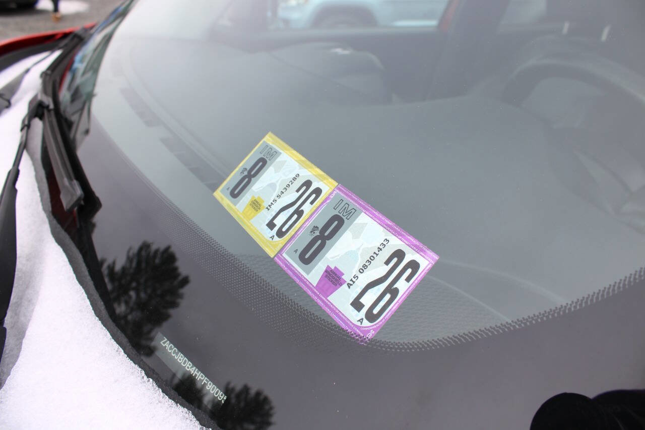 Used 2017 Jeep Renegade Limited image 26