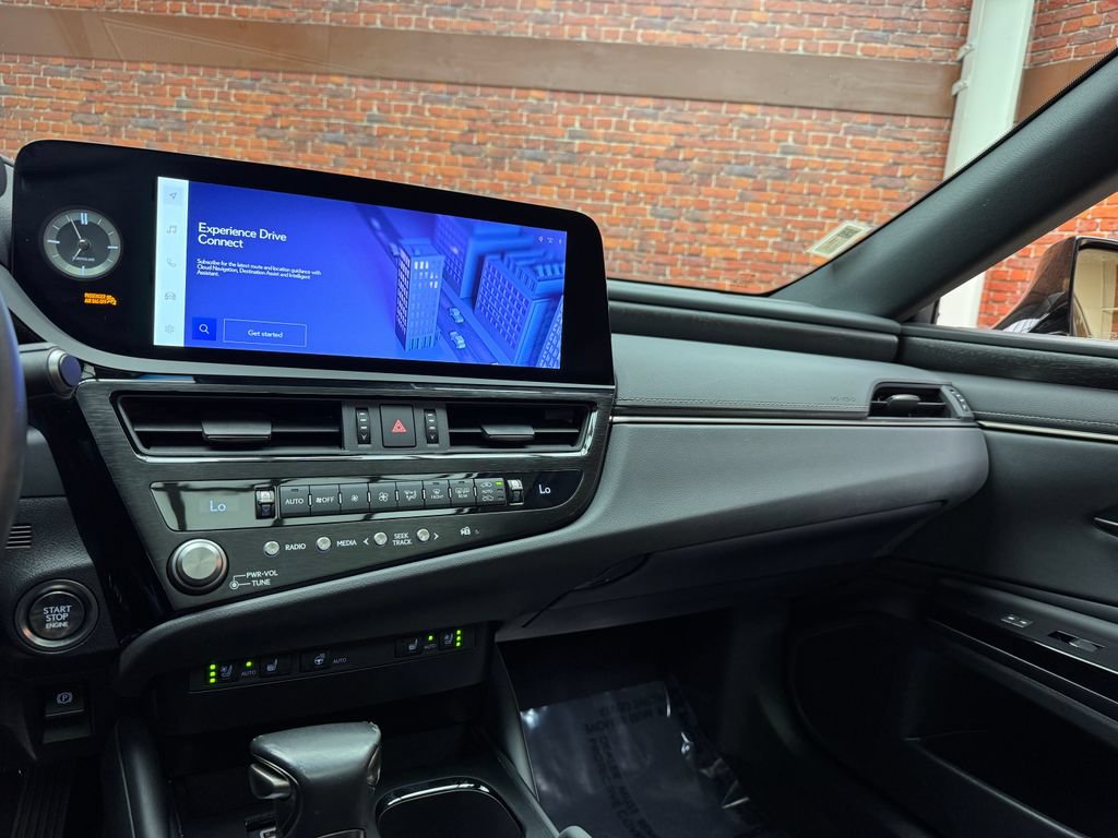 Used 2023 Lexus ES 350 w/ Premium Package FWD image 19