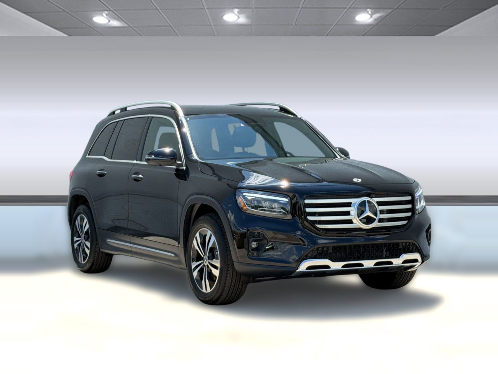Used 2026 Mercedes-Benz GLB 250 4MATIC image 7