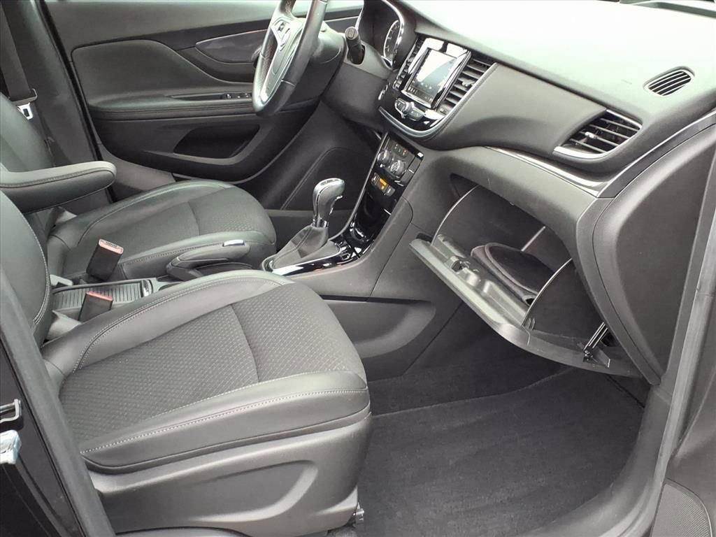 Certified 2022 Buick Encore Preferred w/ Safety Package image 20