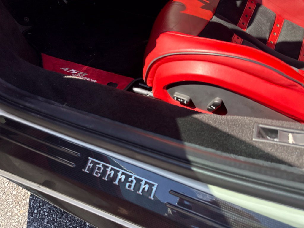 Used 2015 Ferrari 458 Spider RWD image 24