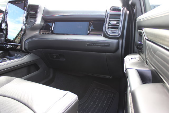 Used 2025 RAM 2500 Limited AWD/4WD image 54