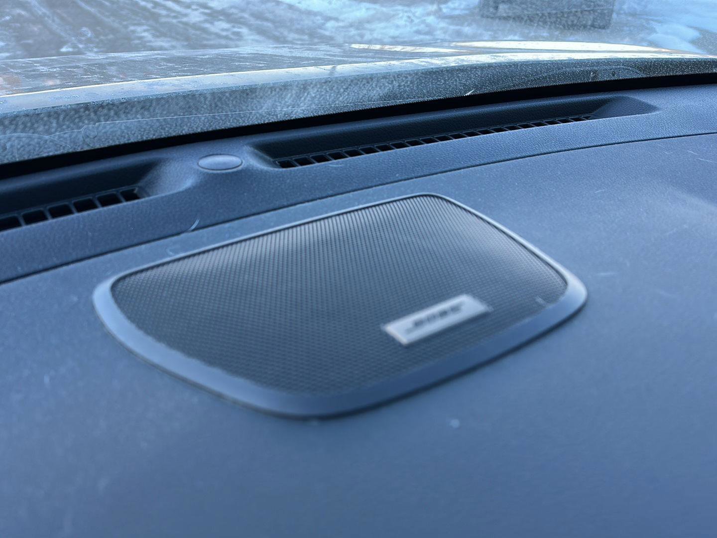 Used 2018 Nissan Rogue SV w/ Sun & Sound Touring Package image 2