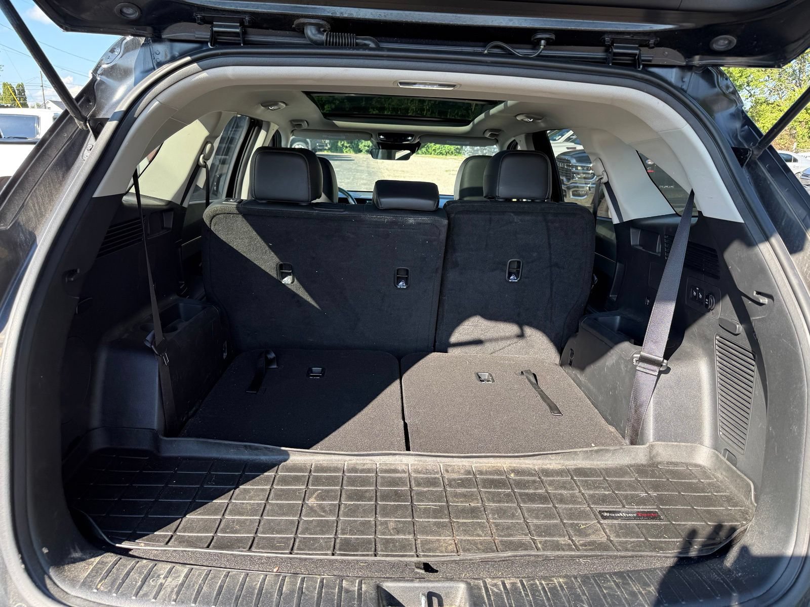Used 2025 Kia Sorento S w/ Panoramic Sunroof Package FWD image 7