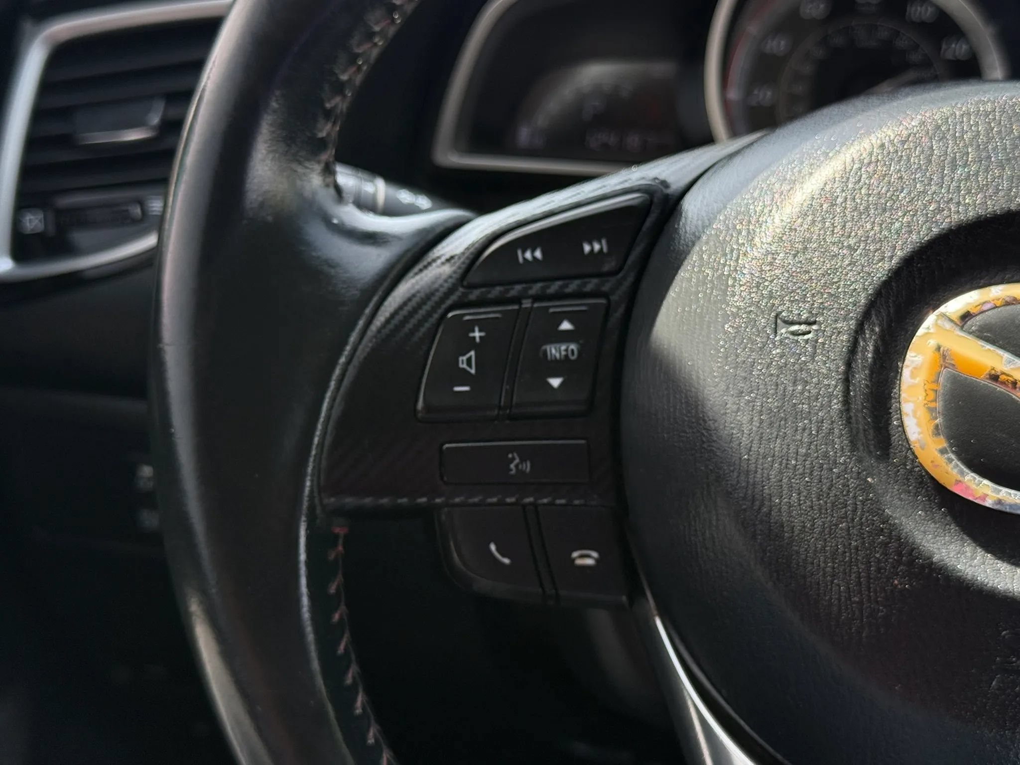 Used 2014 MAZDA MAZDA3 i Touring FWD image 27