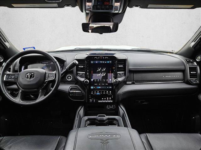 Used 2024 RAM 2500 Limited AWD/4WD image 17
