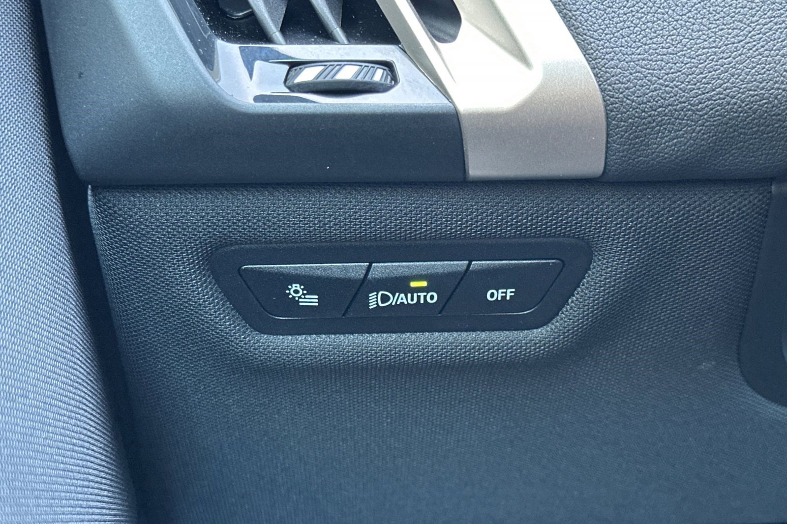 Certified 2024 BMW iX xDrive50 w/ Premium Package image 35