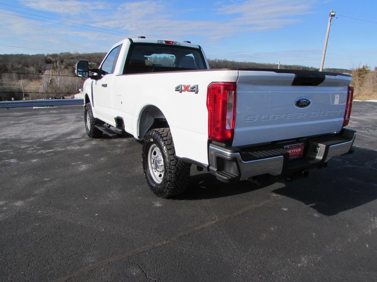 Used 2025 Ford F250 XL w/ XL Off-Road Package image 6