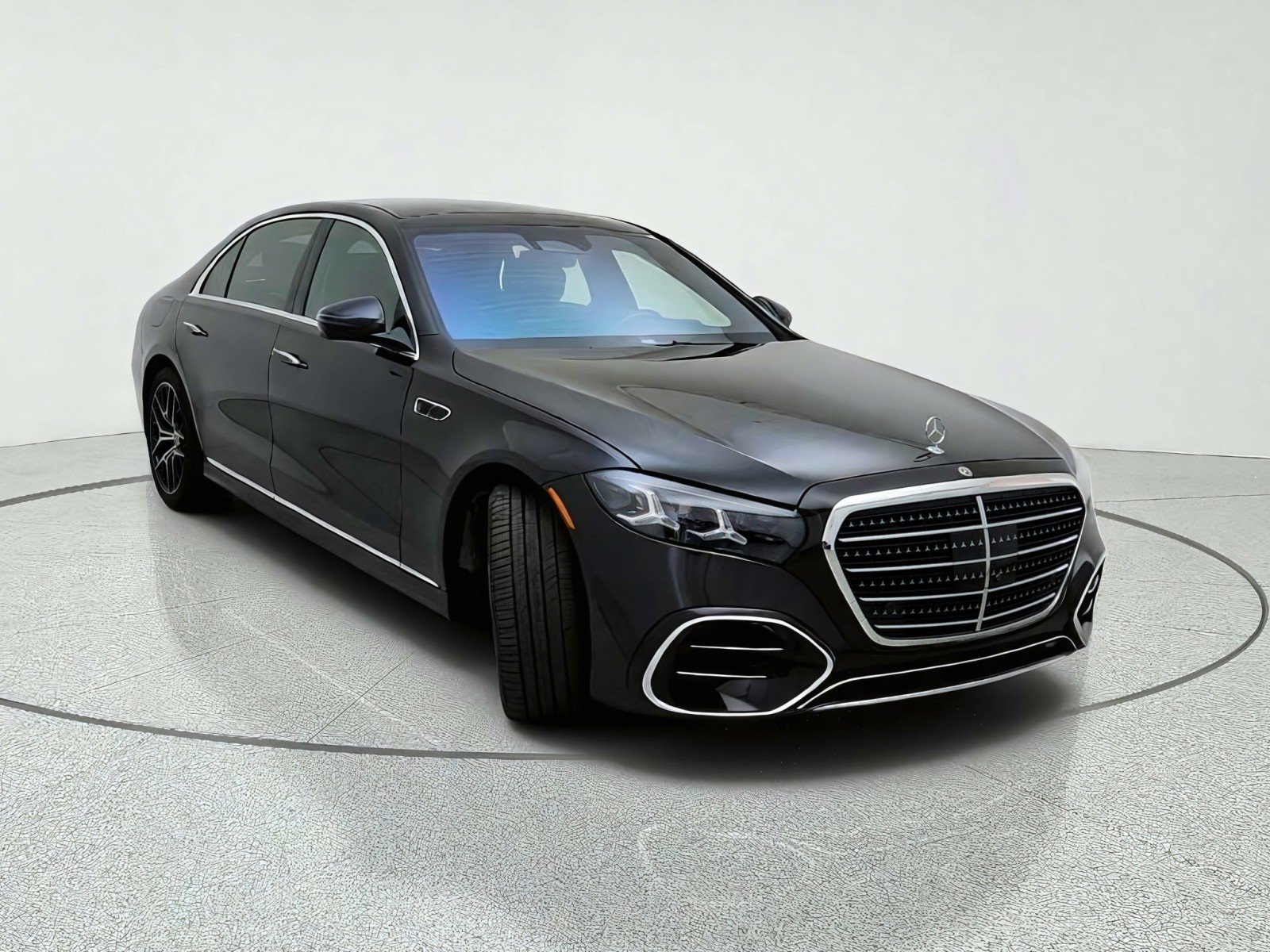 New 2027 Mercedes-Benz S 580 4MATIC Sedan image 4
