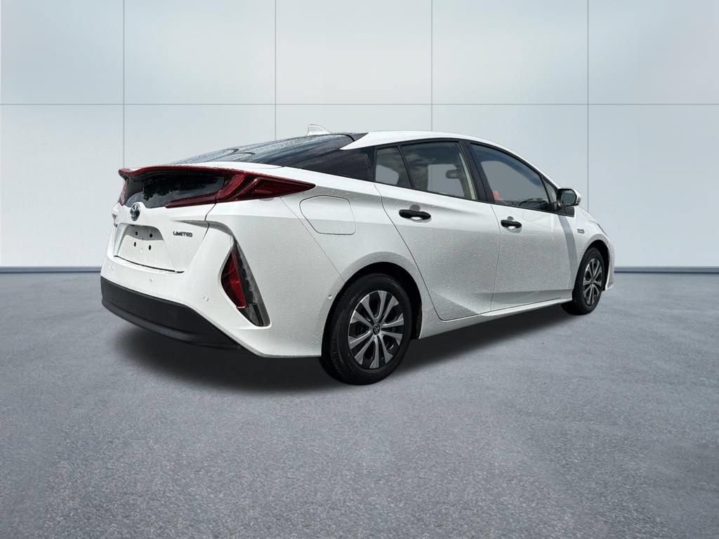 Used 2021 Toyota Prius Prime Limited FWD image 5