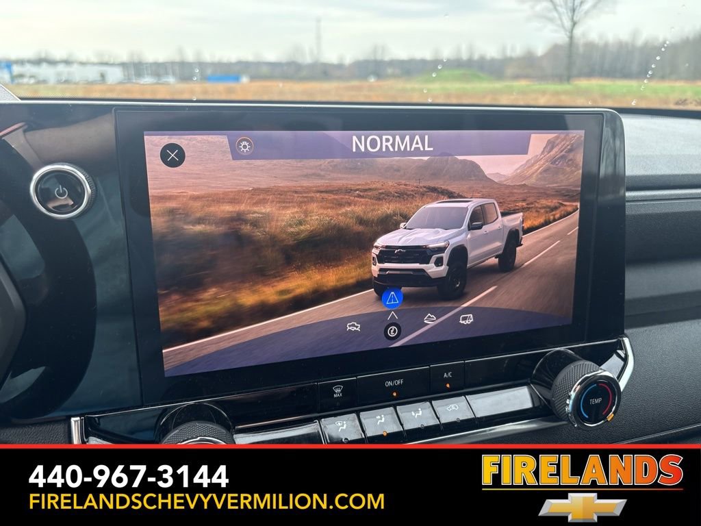 Used 2023 Chevrolet Colorado Trail Boss image 22