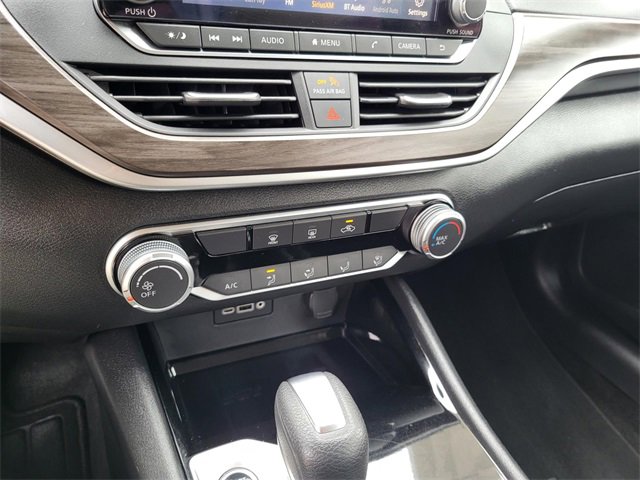 Used 2024 Nissan Altima 2.5 SV image 7