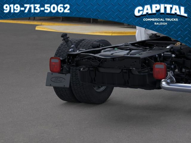 New 2025 Ford F450 XL w/ XL Chrome Package RWD image 21