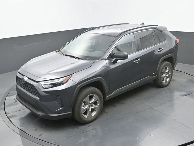 Used 2023 Toyota RAV4 LE AWD/4WD image 16