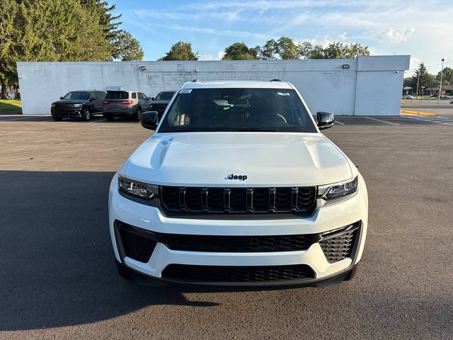 New 2027 Jeep Grand Cherokee Limited AWD/4WD image 5