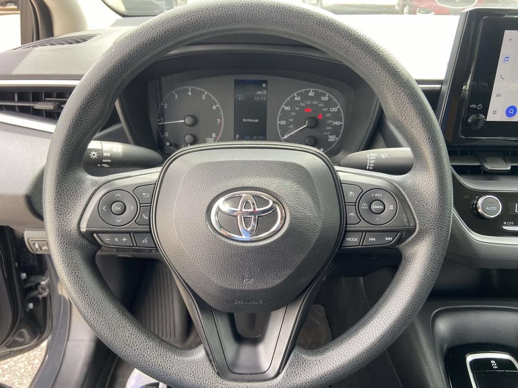 Used 2023 Toyota Corolla LE w/ LE Convenience Package FWD image 33