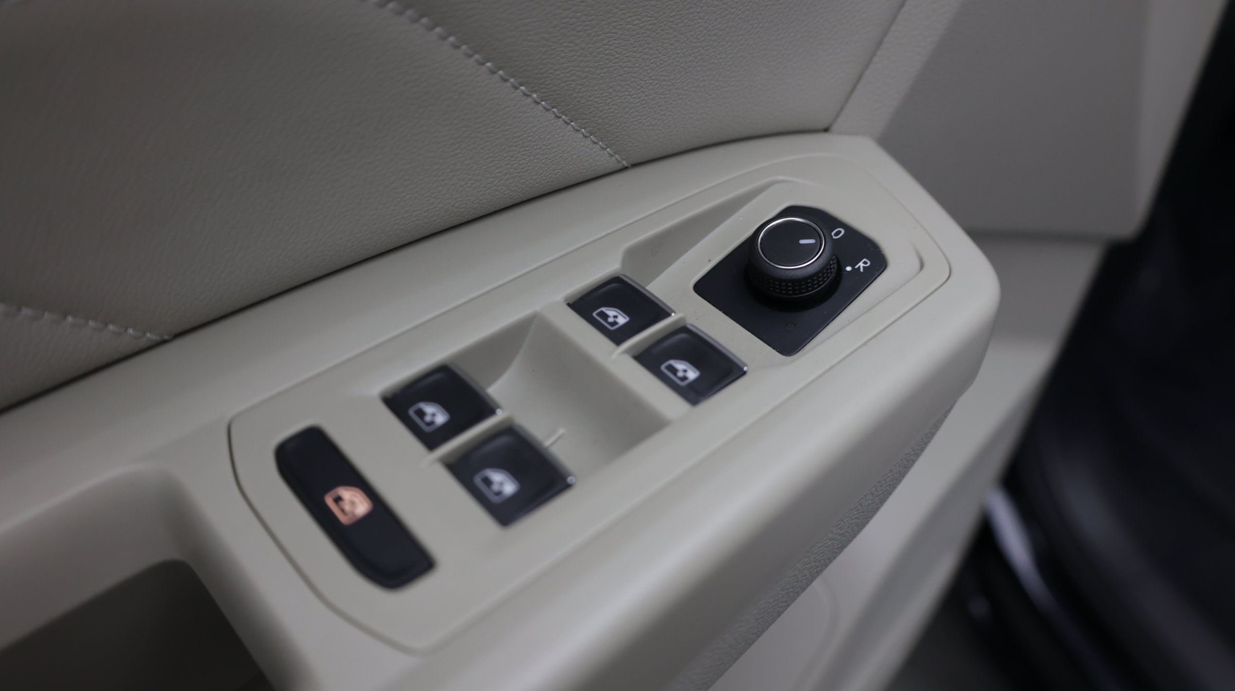 Used 2023 Volkswagen Atlas SE FWD image 13
