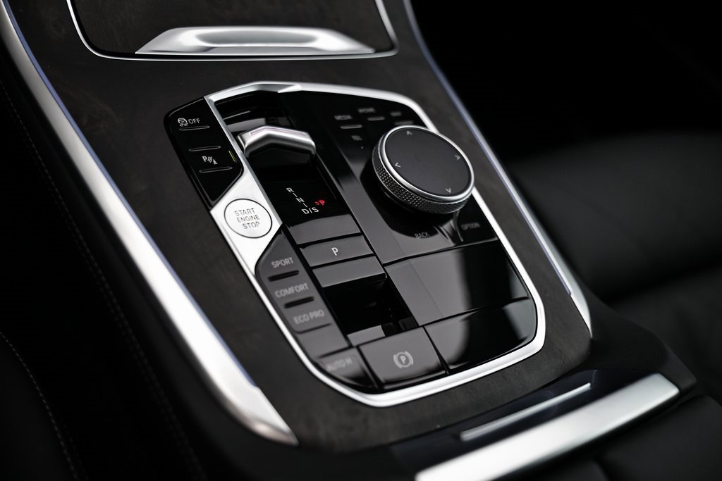 Used 2025 BMW X5 sDrive40i w/ Climate Comfort Package image 40