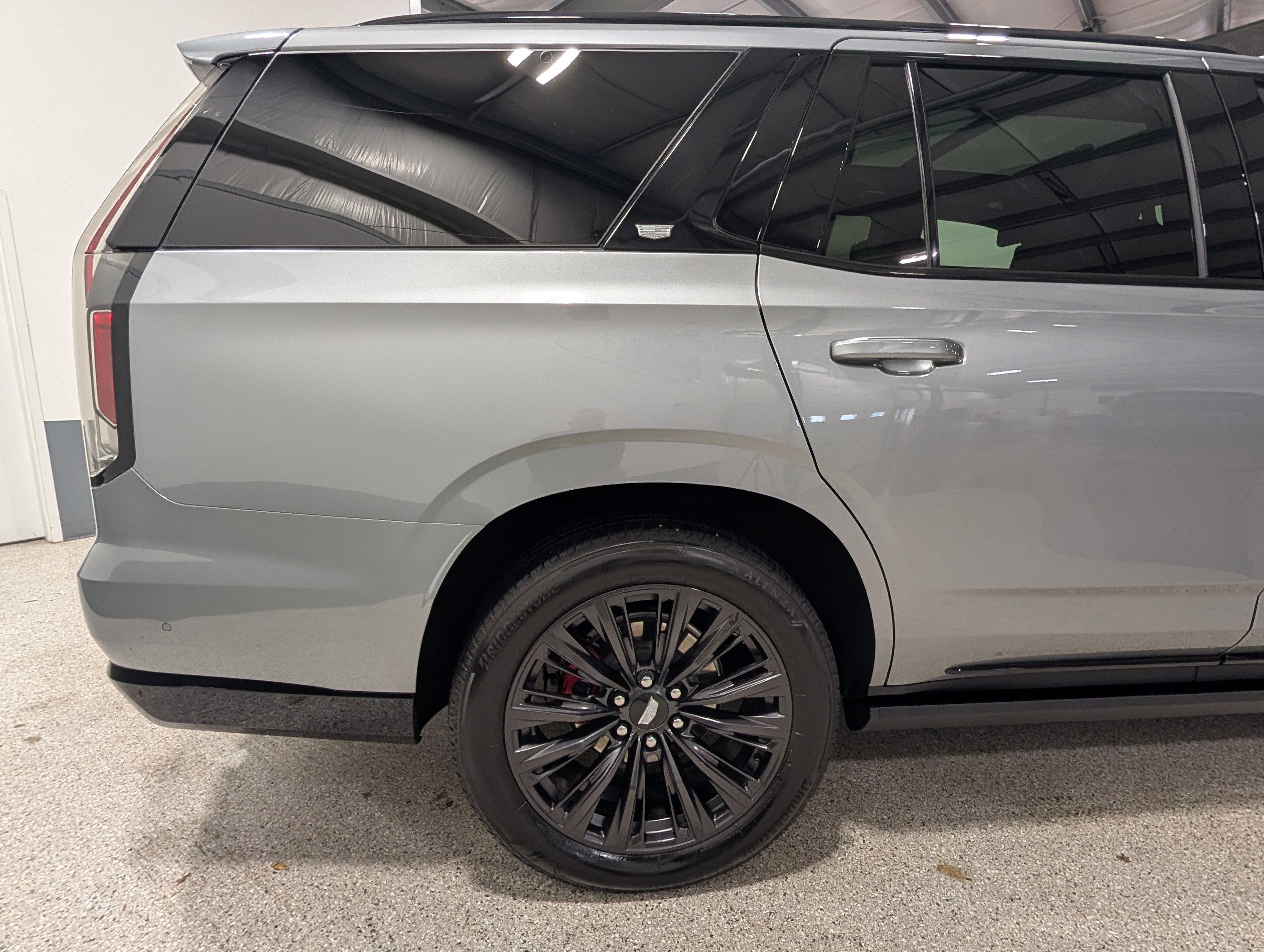Used 2024 Cadillac Escalade V w/ LPO, ONYX Package AWD/4WD image 11
