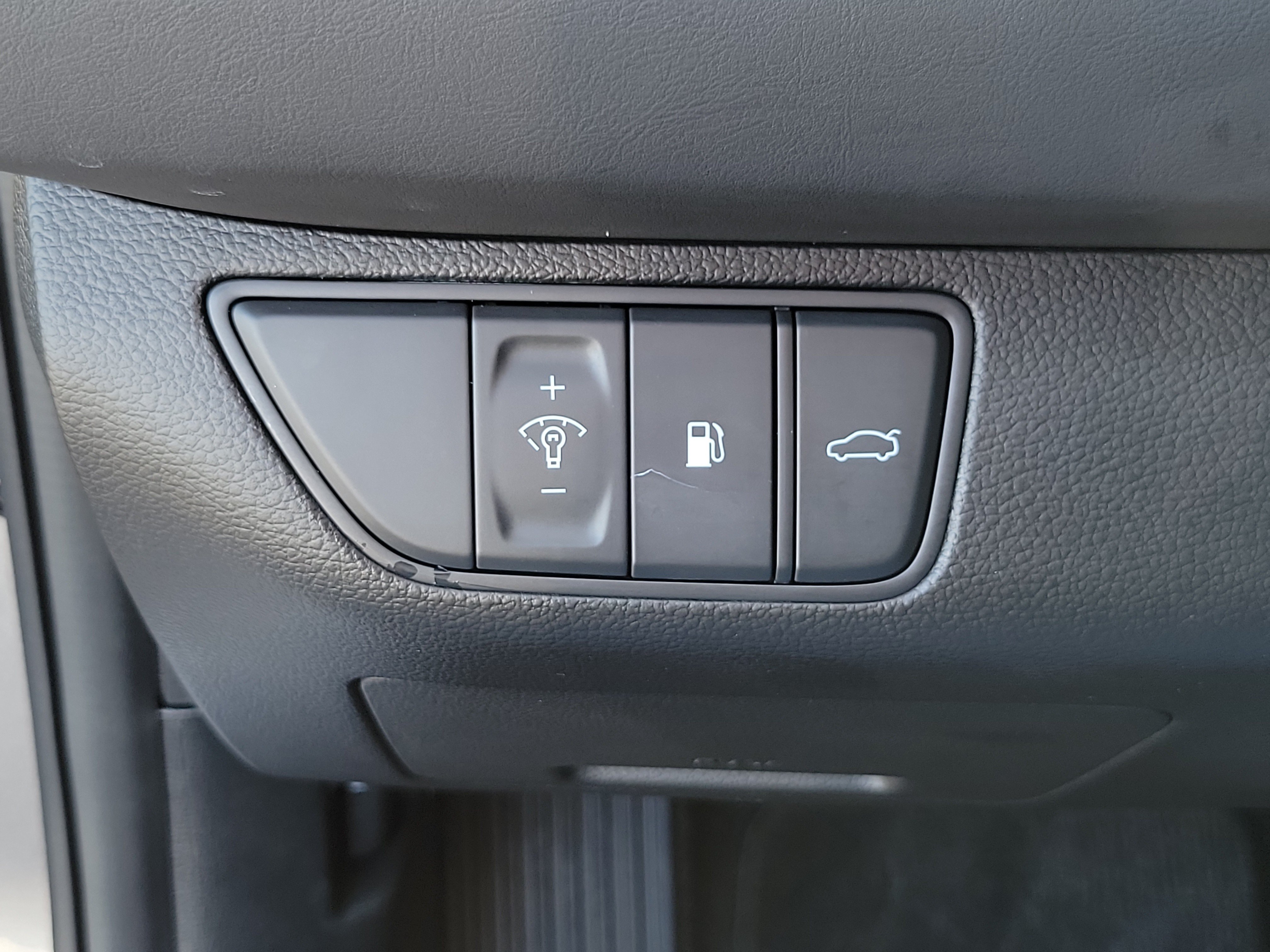 Used 2026 Genesis G70 2.5T RWD image 16