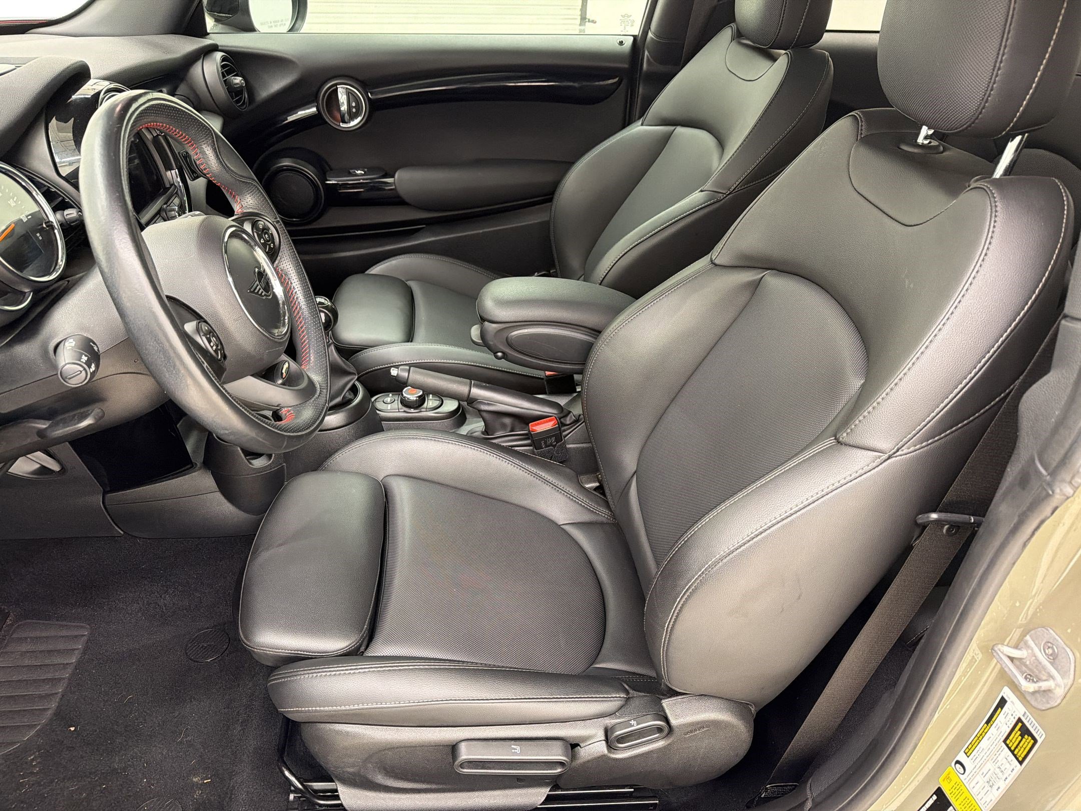 Used 2021 MINI Cooper S FWD image 5