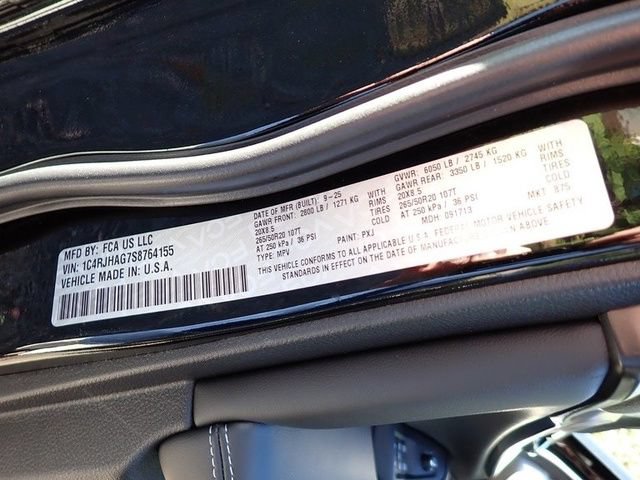 New 2025 Jeep Grand Cherokee Altitude AWD/4WD image 19