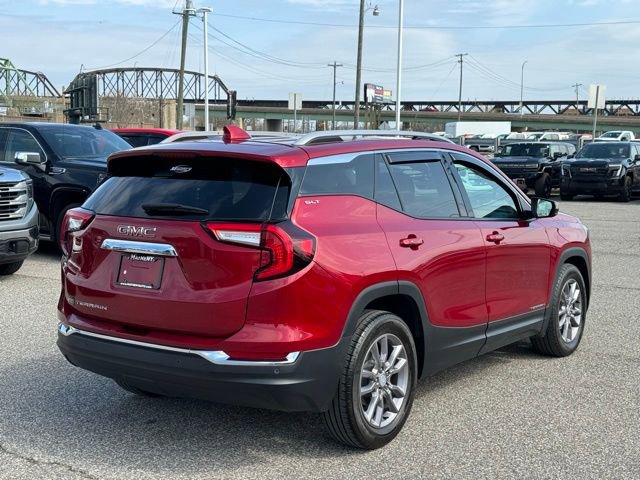 Used 2023 GMC Terrain SLT FWD image 5