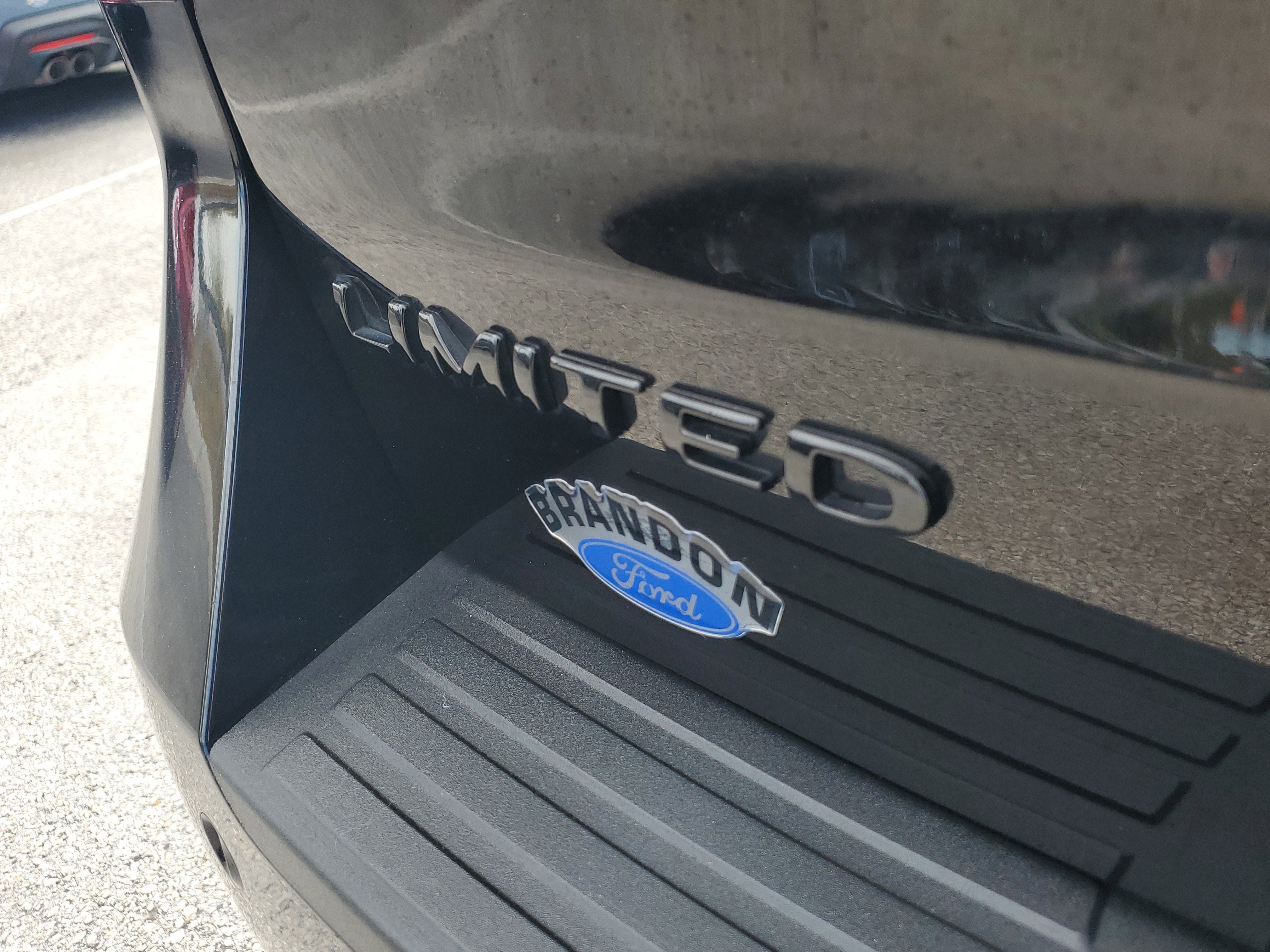 Certified 2023 Ford Expedition Max Limited image 9