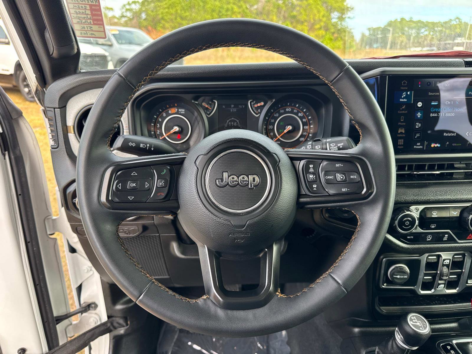 Used 2024 Jeep Wrangler Sport S image 28