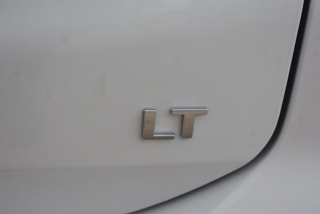 Used 2020 Chevrolet Equinox LT image 8
