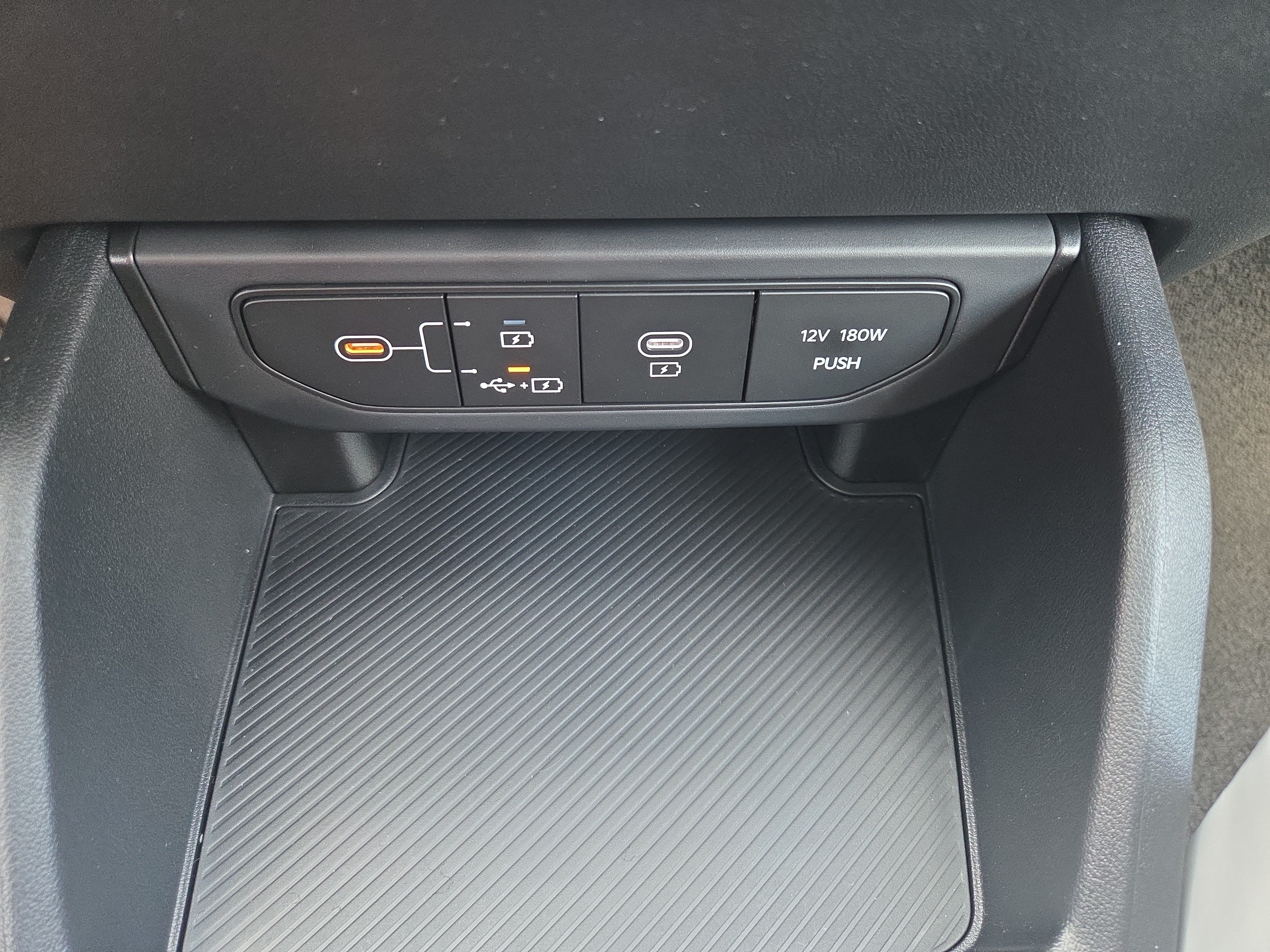 New 2026 Kia K4 FWD image 12