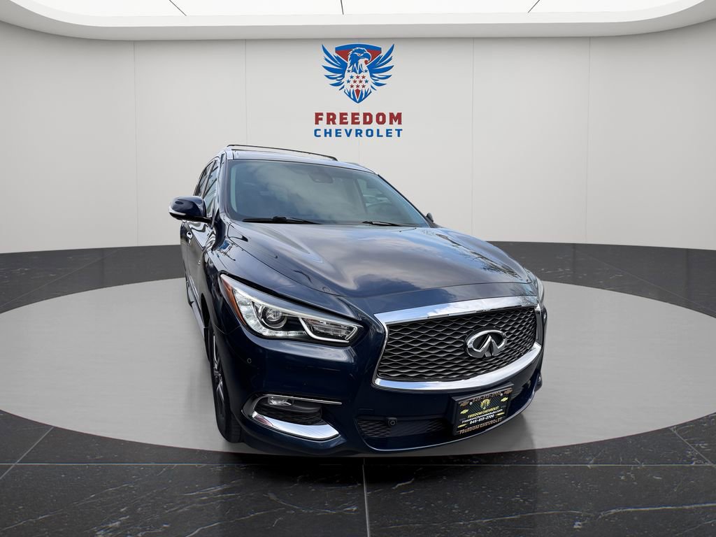 Used 2019 INFINITI QX60 Luxe w/ Essential Package image 7
