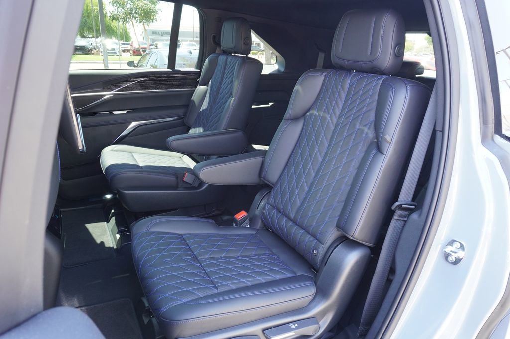New 2026 Cadillac Escalade IQ Luxury 1 image 8
