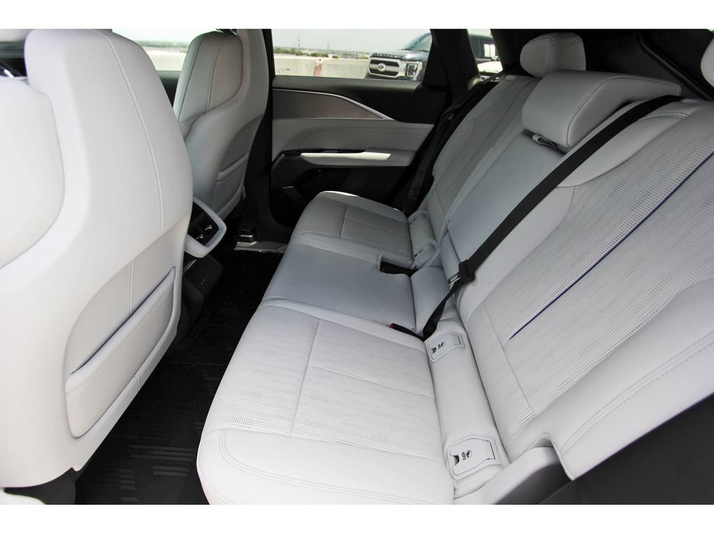 New 2027 Cadillac Lyriq Sport AWD/4WD image 7