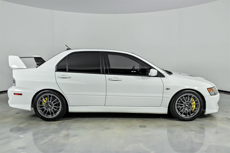 Used 2005 Mitsubishi Lancer Evolution MR AWD/4WD image 9