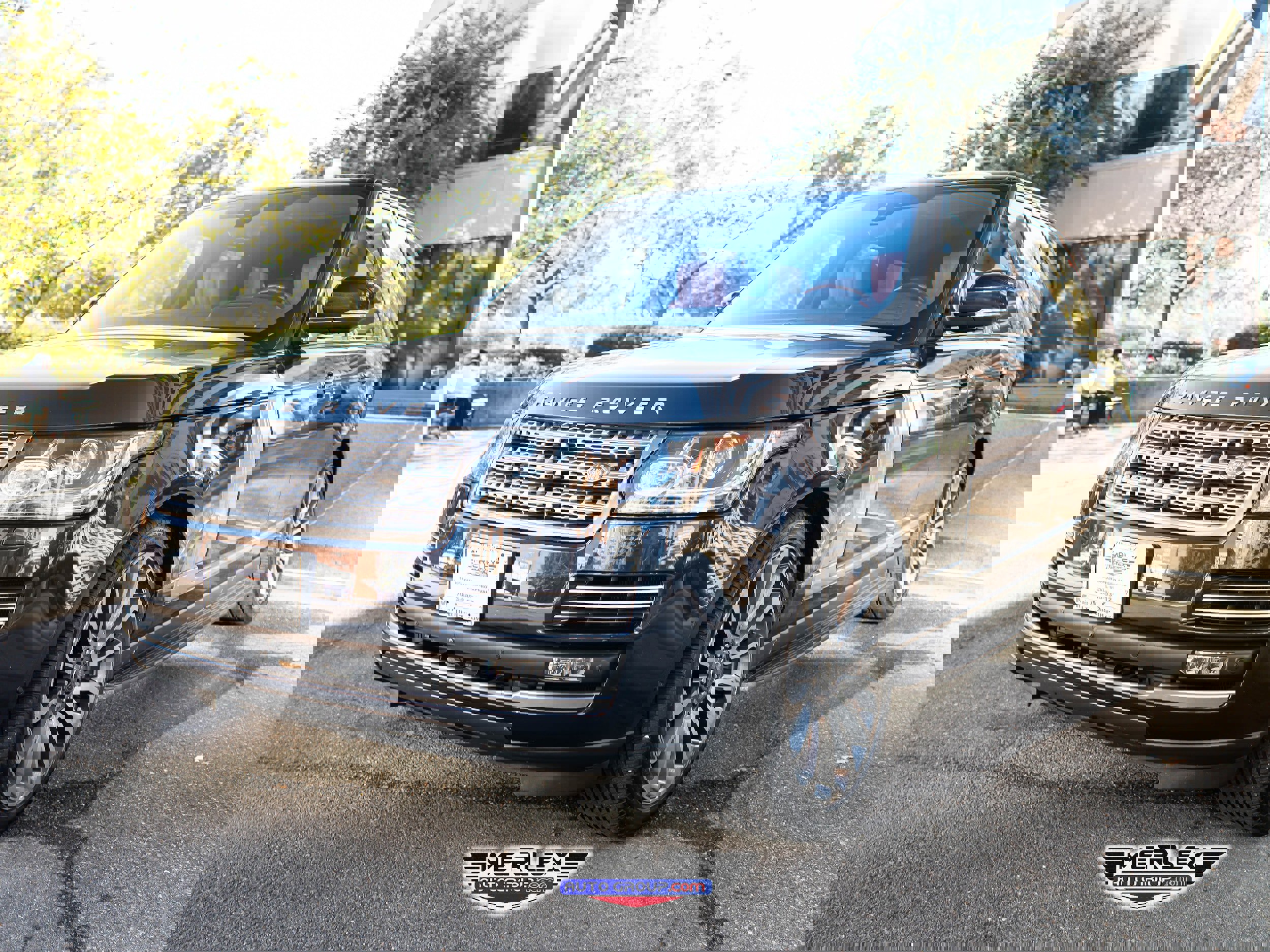 Used 2017 Land Rover Range Rover Autobiography image 3