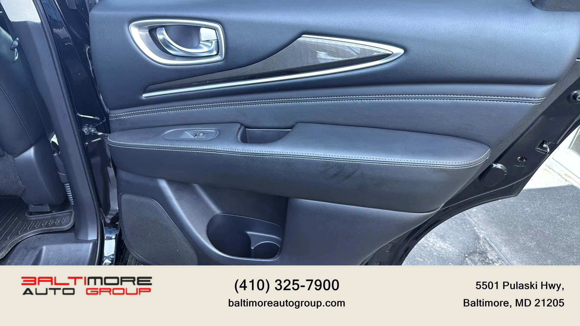 Used 2019 INFINITI QX60 Luxe w/ Essential Package image 29