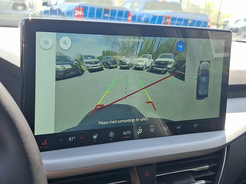 New 2025 Ford Escape SE w/ PHEV Premium Package FWD image 15